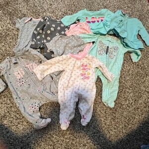 Baby Girls 9 Piece Clothing Lot Sleepers Bodysuits And Two Tops